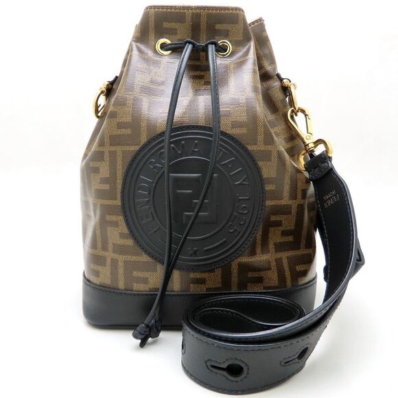 FENDI Black Leather Shoulder Bag - Picture 1 of 9